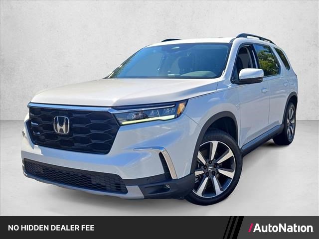 Certified 2025 Honda Pilot Touring
