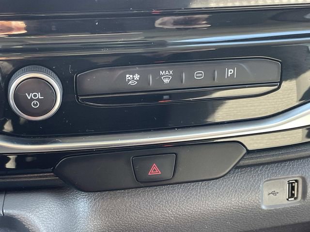 Used 2023 Ford Transit 350 XLT image 25