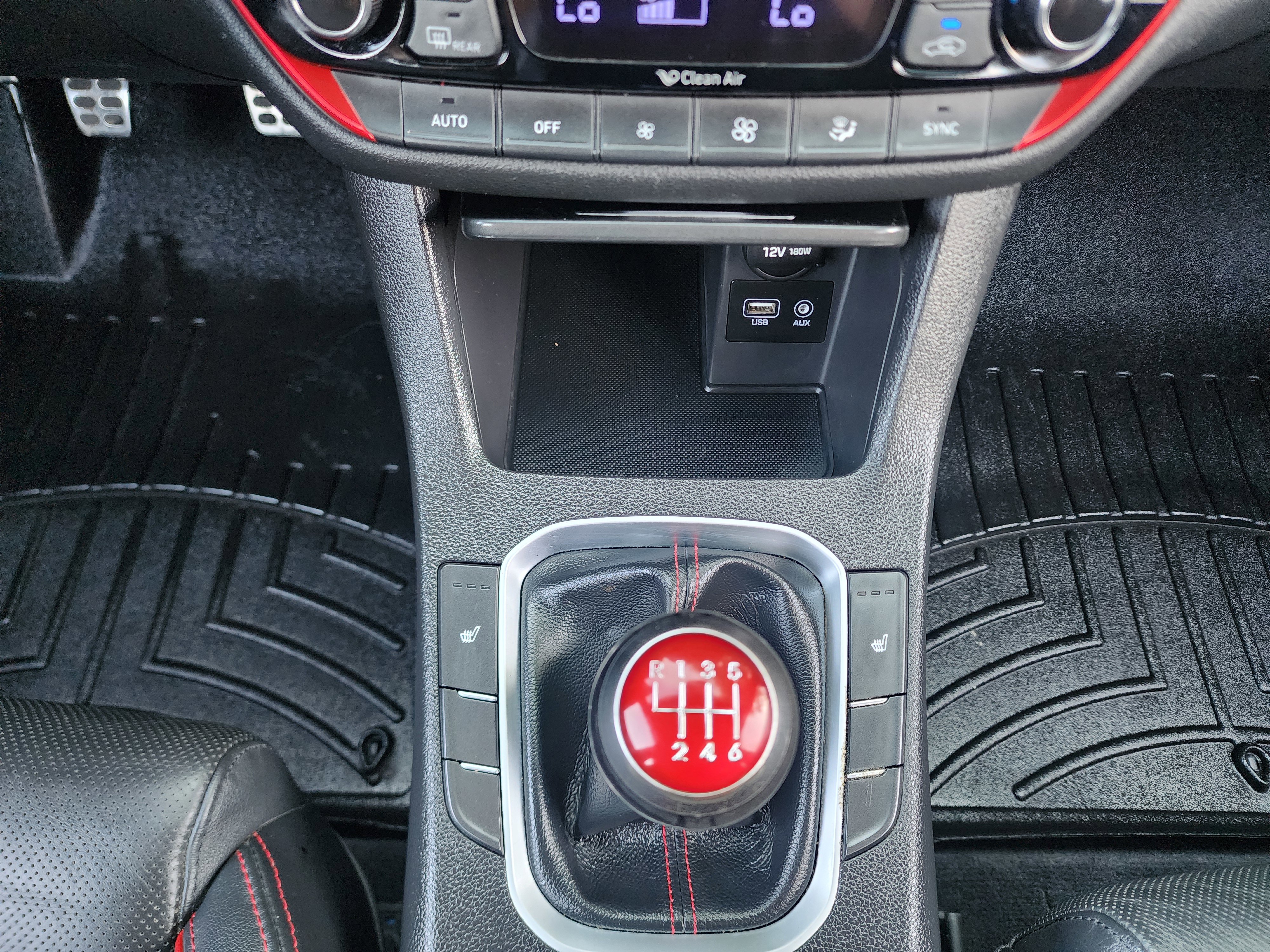 Used 2018 Hyundai Elantra GT Sport image 36