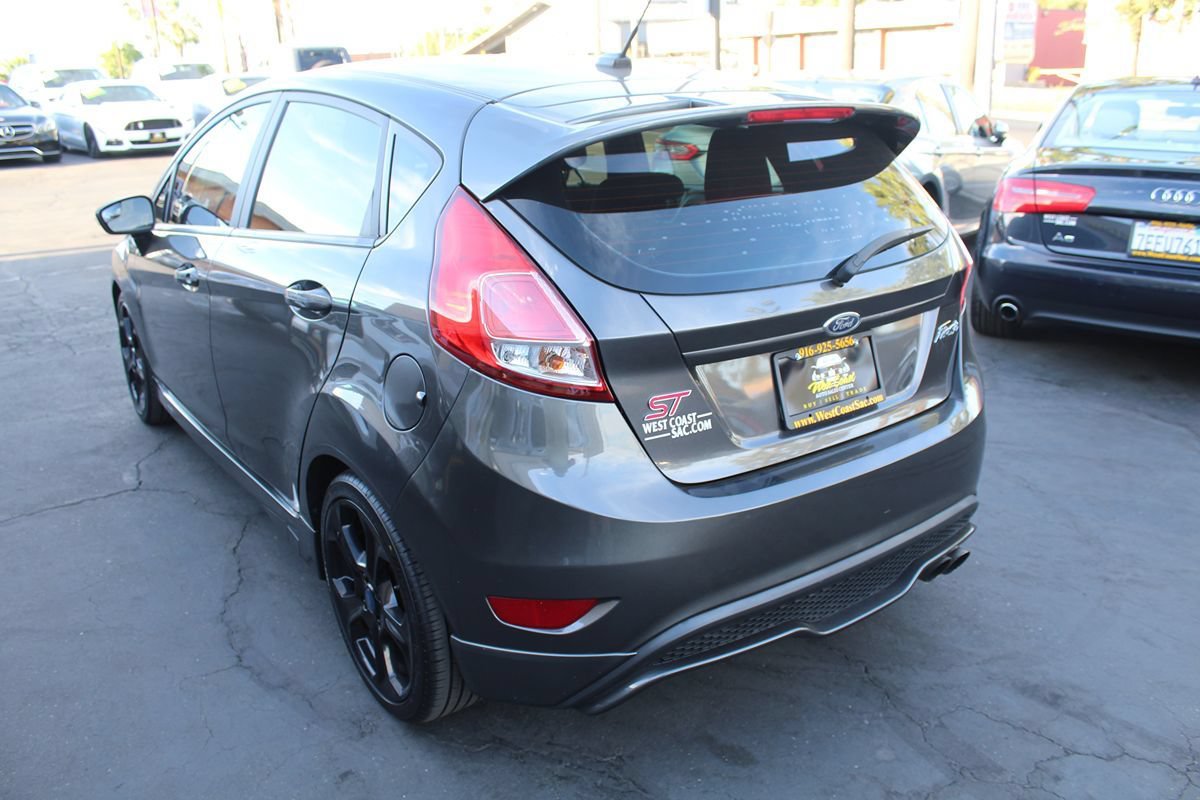 Used 2017 Ford Fiesta ST FWD image 5