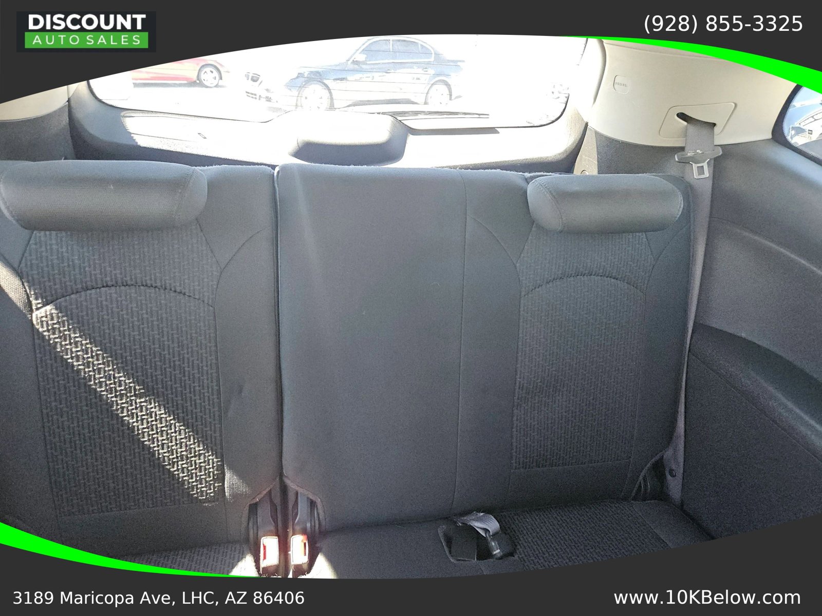 Used 2012 Chevrolet Traverse LT FWD image 11