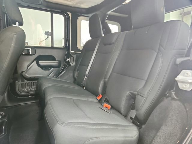 Used 2021 Jeep Wrangler Unlimited Sport image 31