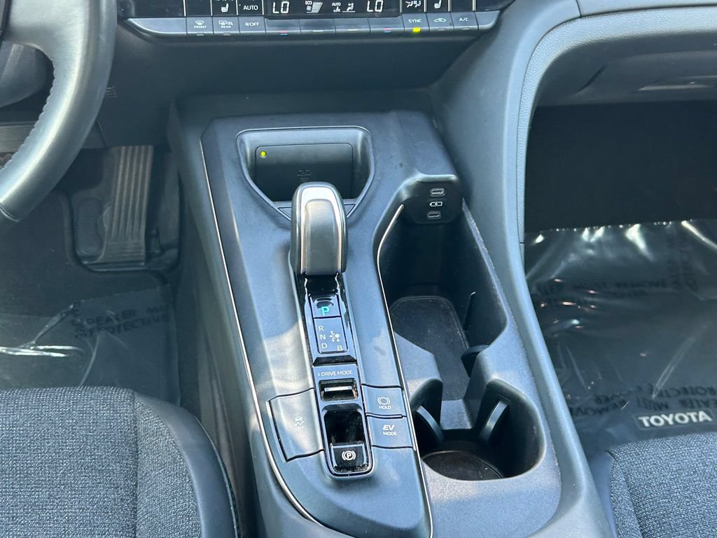 Certified 2023 Toyota Crown AWD/4WD image 19