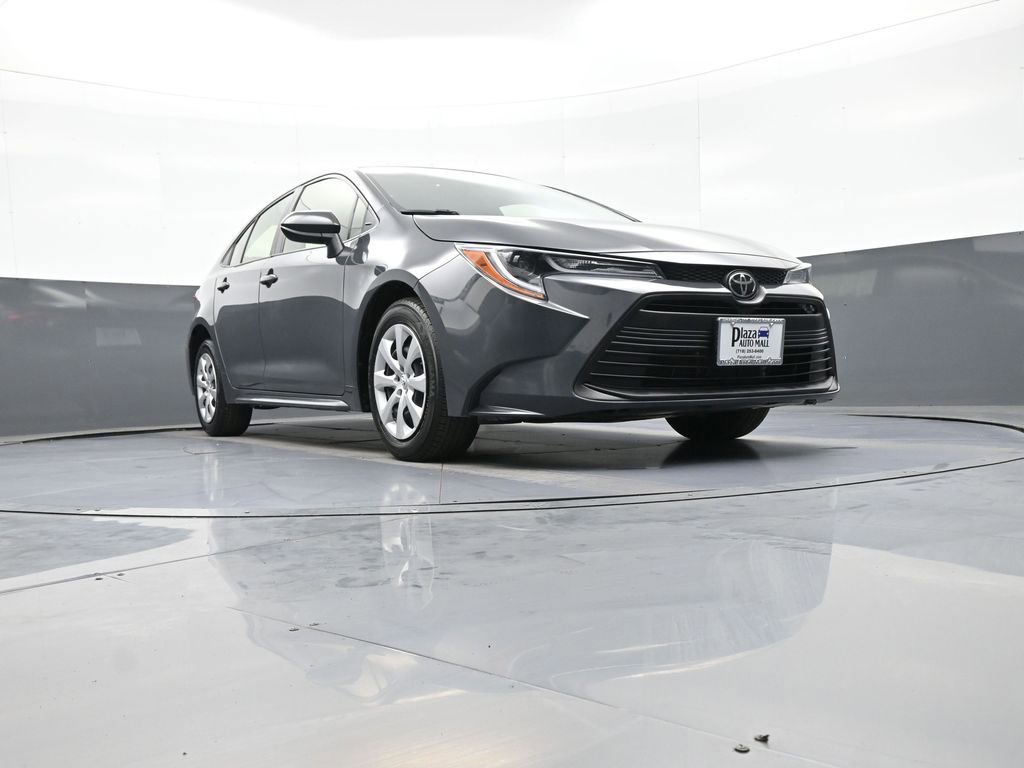Used 2023 Toyota Corolla LE FWD image 26