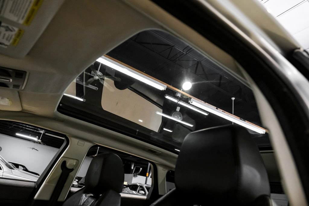 Used 2013 Land Rover Range Rover Evoque Pure Premium image 5