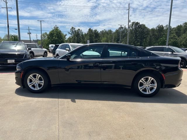 Used 2019 Dodge Charger SXT RWD image 5