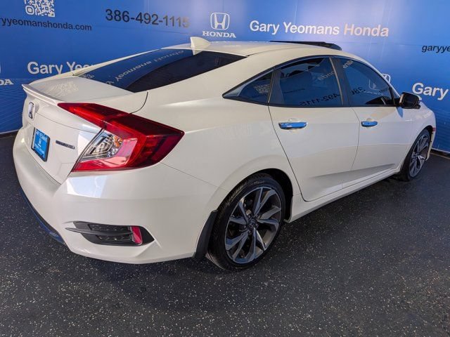 Used 2019 Honda Civic Touring image 4