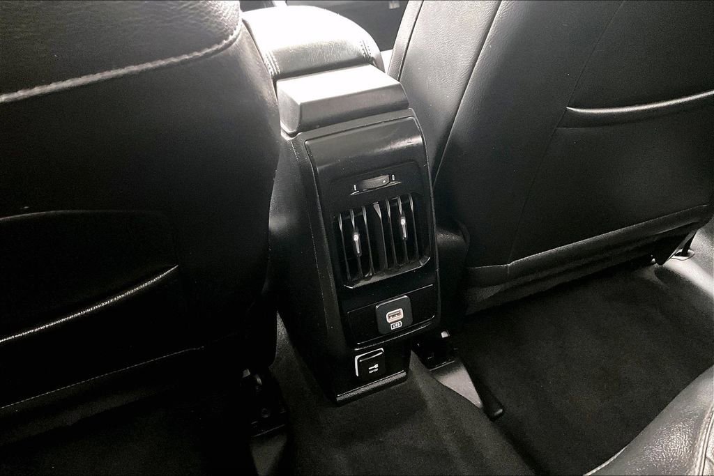 Used 2022 Jeep Compass Limited image 33