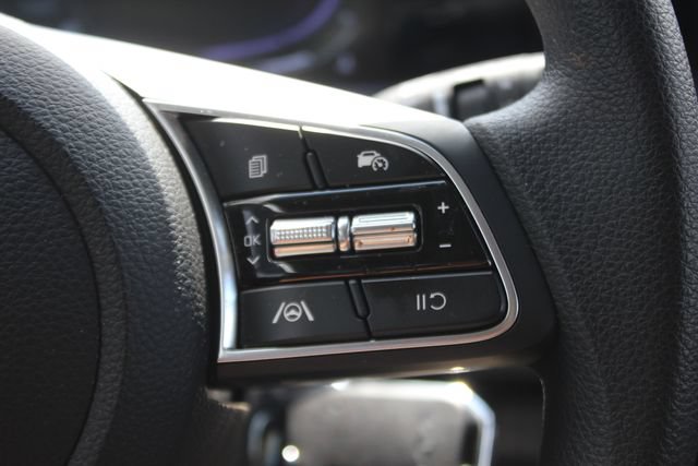 Used 2025 Kia Seltos LX AWD/4WD image 15