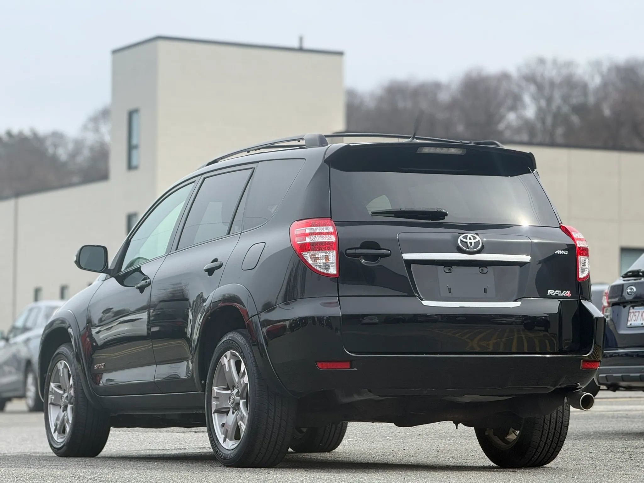 Used 2011 Toyota RAV4 Sport w/ Sport Appearance Pkg image 5
