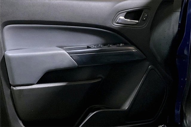 Used 2017 Chevrolet Colorado Z71 image 12