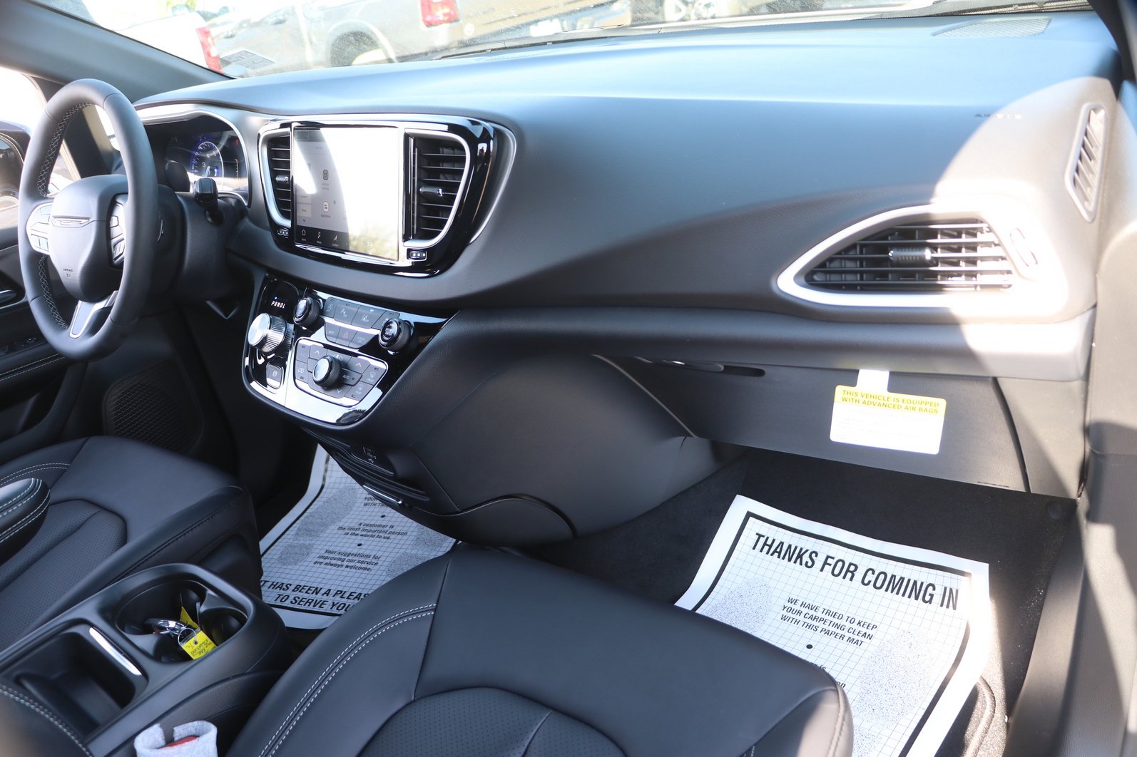 New 2027 Chrysler Pacifica LX FWD image 34