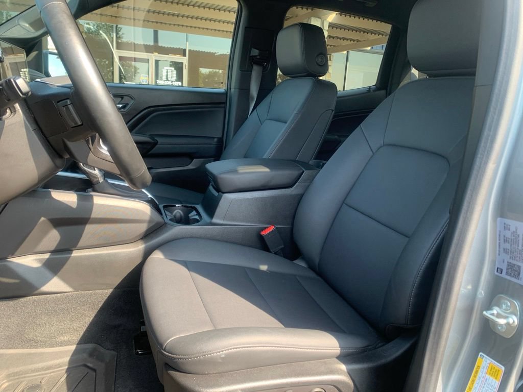 Used 2024 Chevrolet Colorado LT w/ LT Convenience Package III AWD/4WD image 23