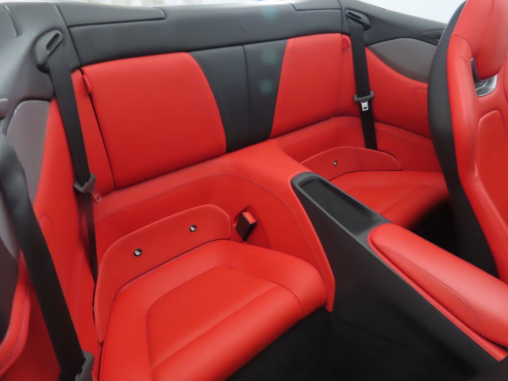 Used 2019 Ferrari Portofino image 30