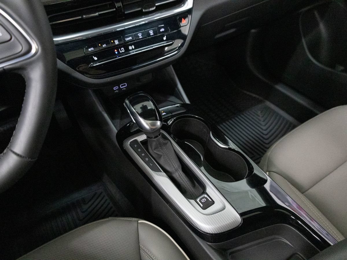 Used 2024 Buick Envista Avenir FWD image 17