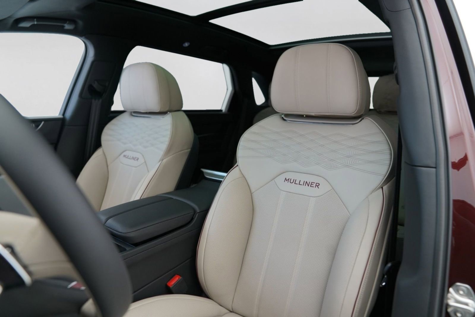 New 2026 Bentley Bentayga Extended Wheelbase AWD/4WD image 9
