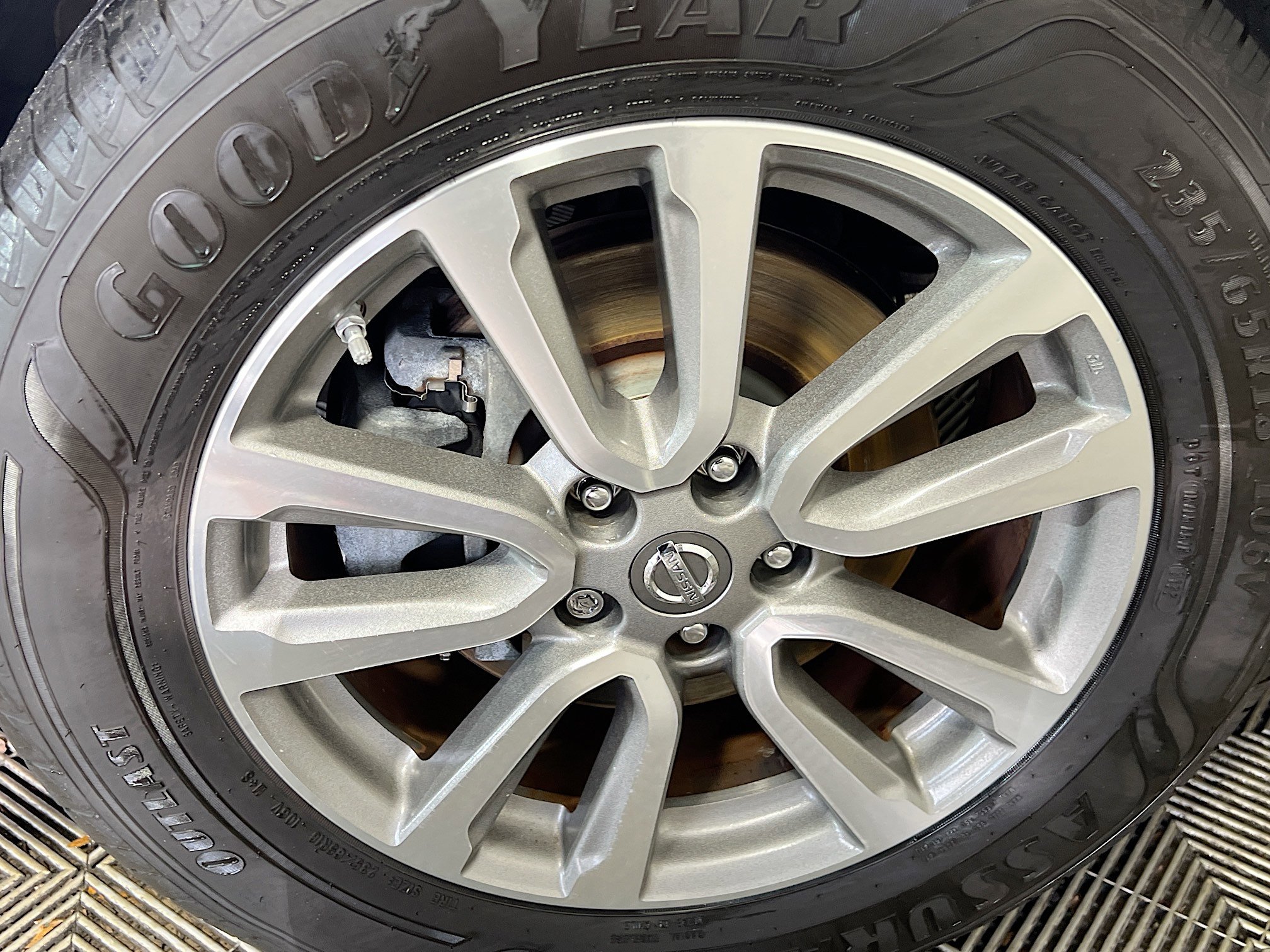 Used 2013 Nissan Pathfinder SL w/ SL Premium Pkg image 14