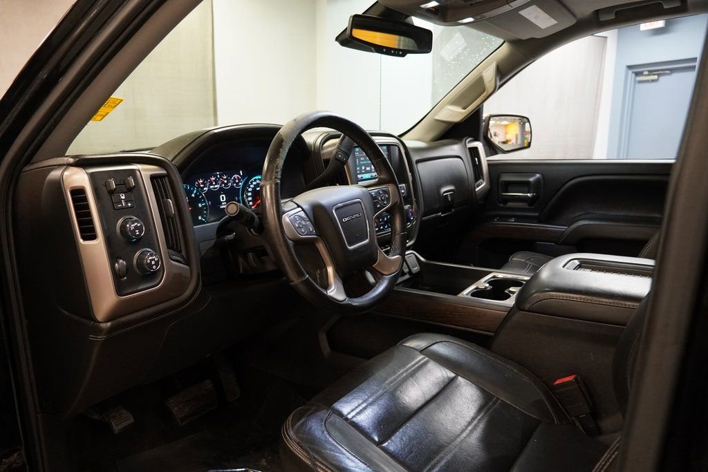Used 2018 GMC Sierra 1500 Denali w/ Denali Ultimate Package AWD/4WD image 7