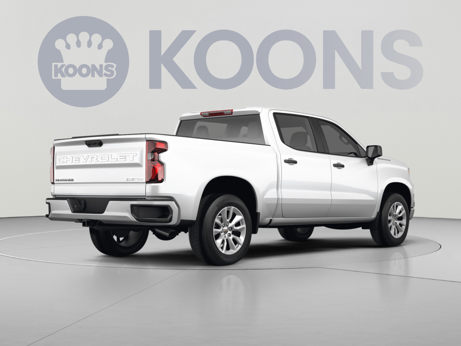 Used 2023 Chevrolet Silverado 1500 Custom AWD/4WD image 4