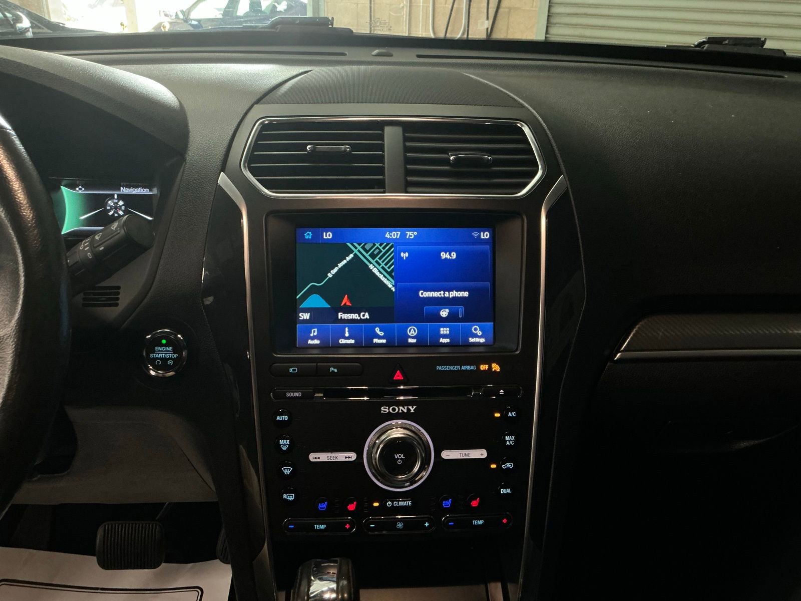 Used 2018 Ford Explorer Sport w/ Equipment Group 401A image 29