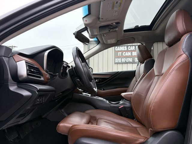 Used 2022 Subaru Outback Touring w/ Popular Package #2 image 13