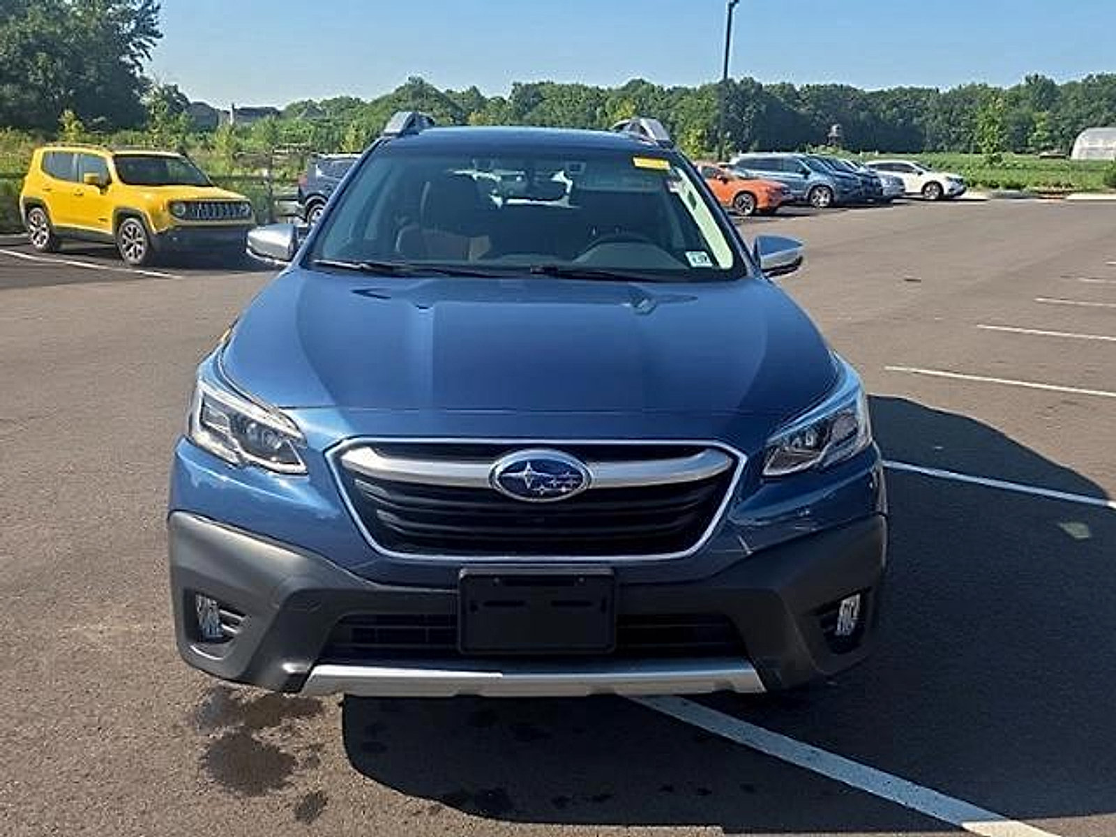 Certified 2022 Subaru Outback Touring XT AWD/4WD image 2