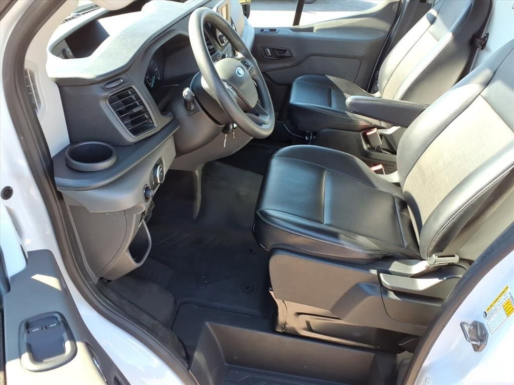 Used 2024 Ford Transit 250 148 High Roof Extended image 11