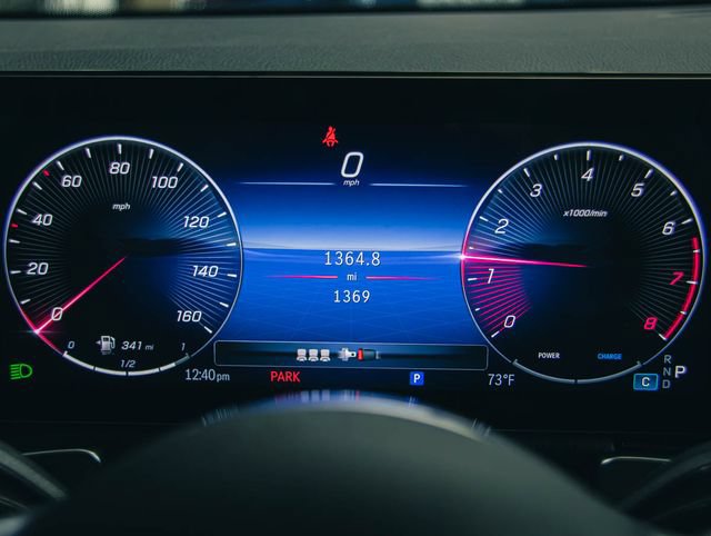 Used 2026 Mercedes-Benz GLB 250 4MATIC image 18
