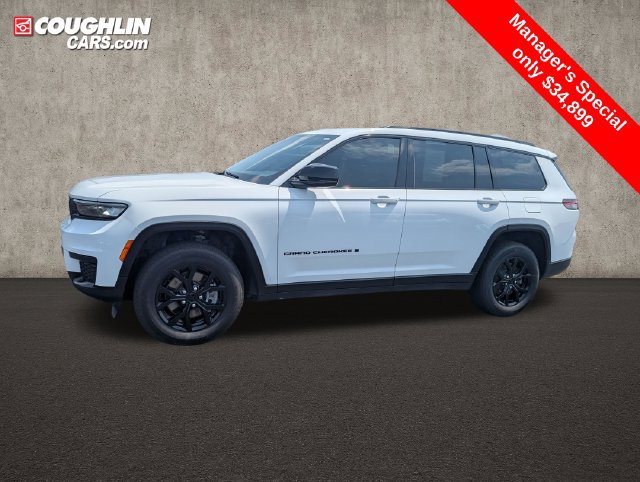 Used 2025 Jeep Grand Cherokee L Altitude AWD/4WD image 4