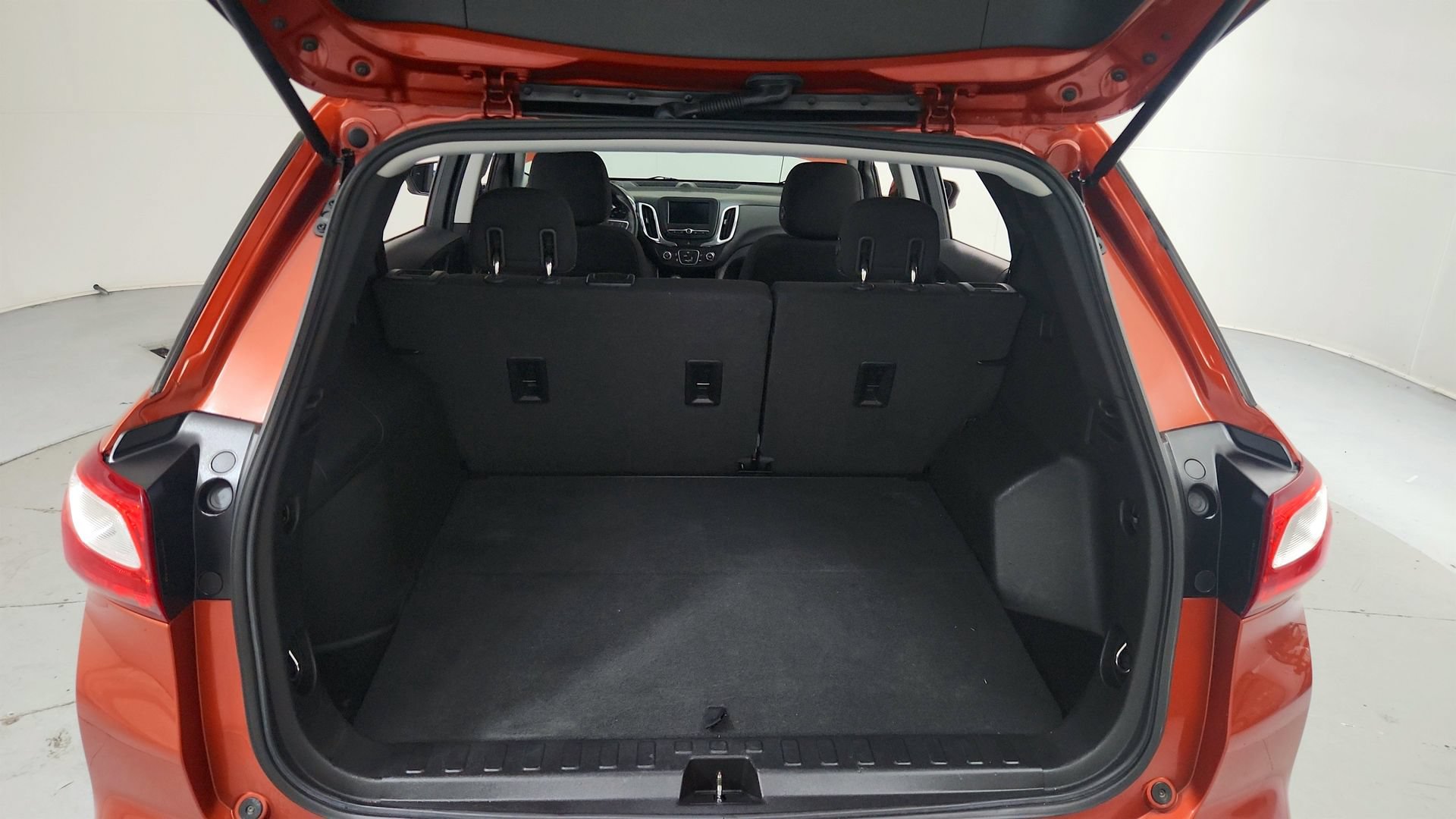 Used 2020 Chevrolet Equinox LT FWD image 25