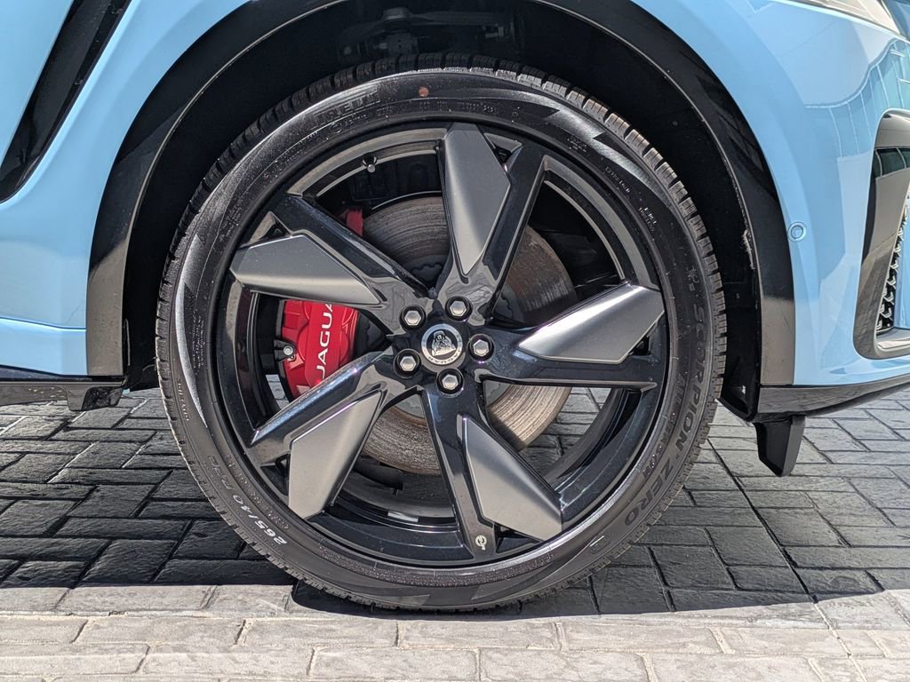 New 2026 Jaguar F-PACE SVR image 12