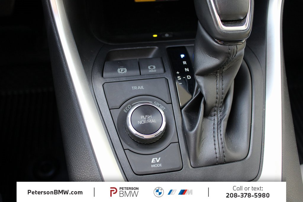 Used 2023 Toyota RAV4 XLE Premium image 26