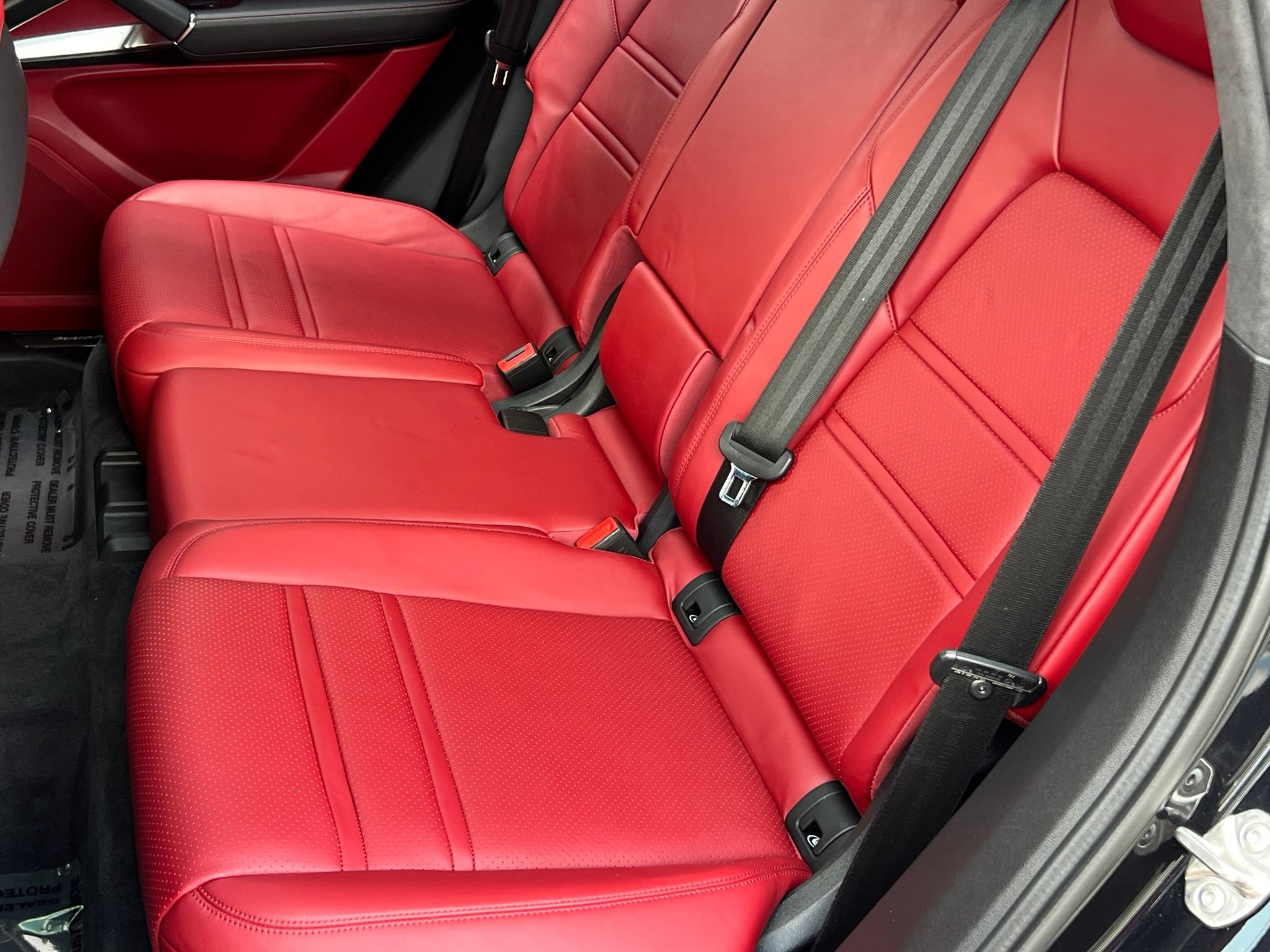 Used 2021 Porsche Cayenne Turbo AWD/4WD image 16