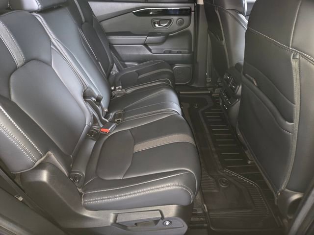 Used 2025 Honda Pilot Touring image 22