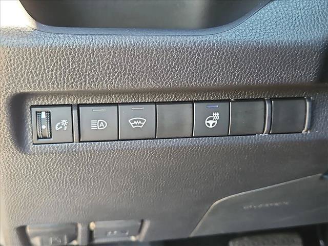 Used 2025 Toyota RAV4 XLE w/ Weather Package FWD image 16