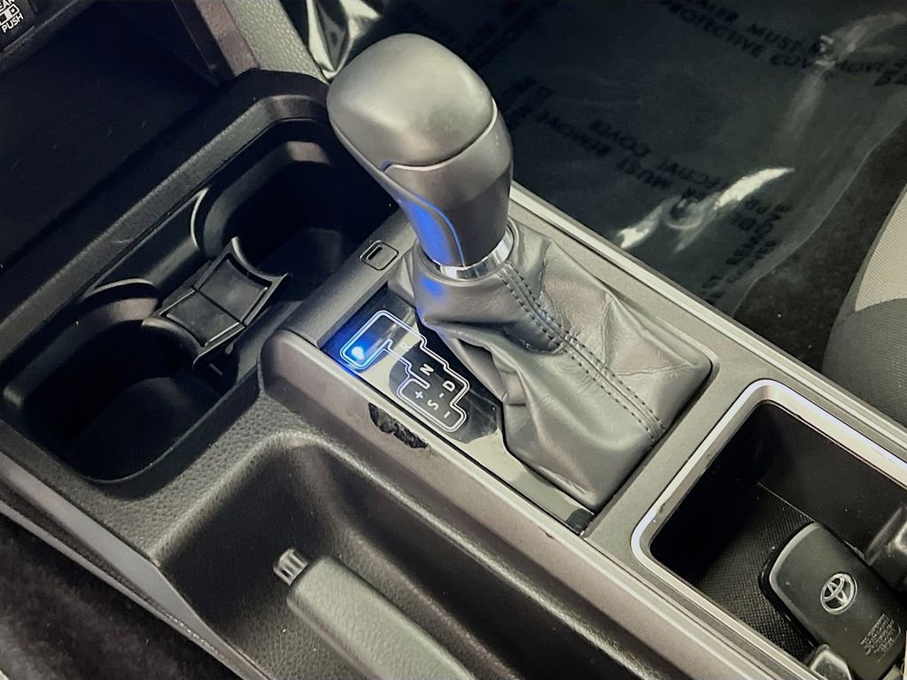 Certified 2023 Toyota Tacoma TRD Off-Road AWD/4WD image 16