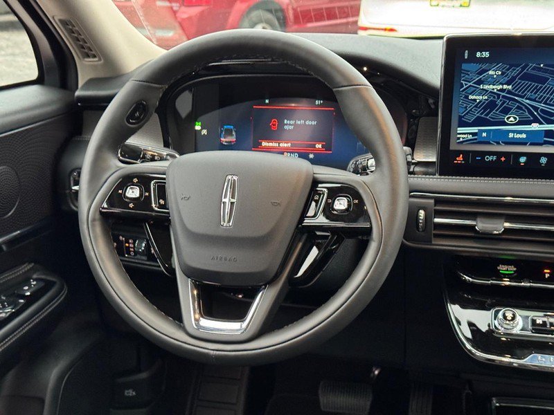 New 2026 Lincoln Corsair Reserve w/ Jet Appearance Package AWD/4WD image 13