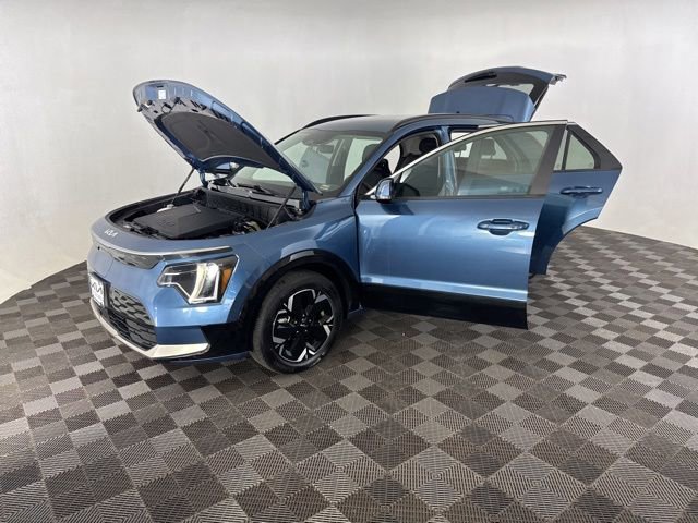 Used 2024 Kia Niro Wind FWD image 12