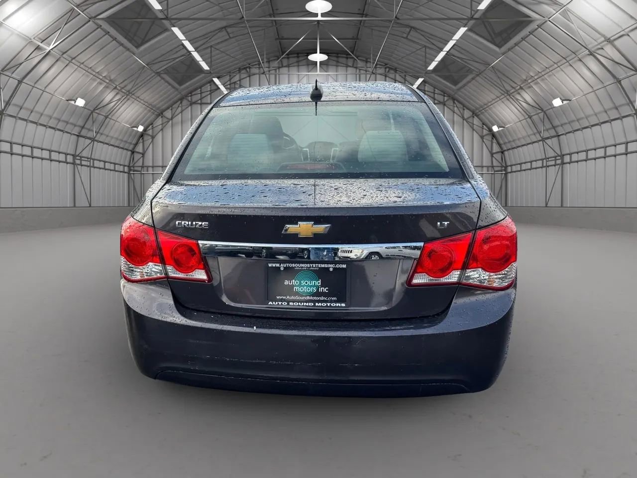 Used 2016 Chevrolet Cruze LT image 4