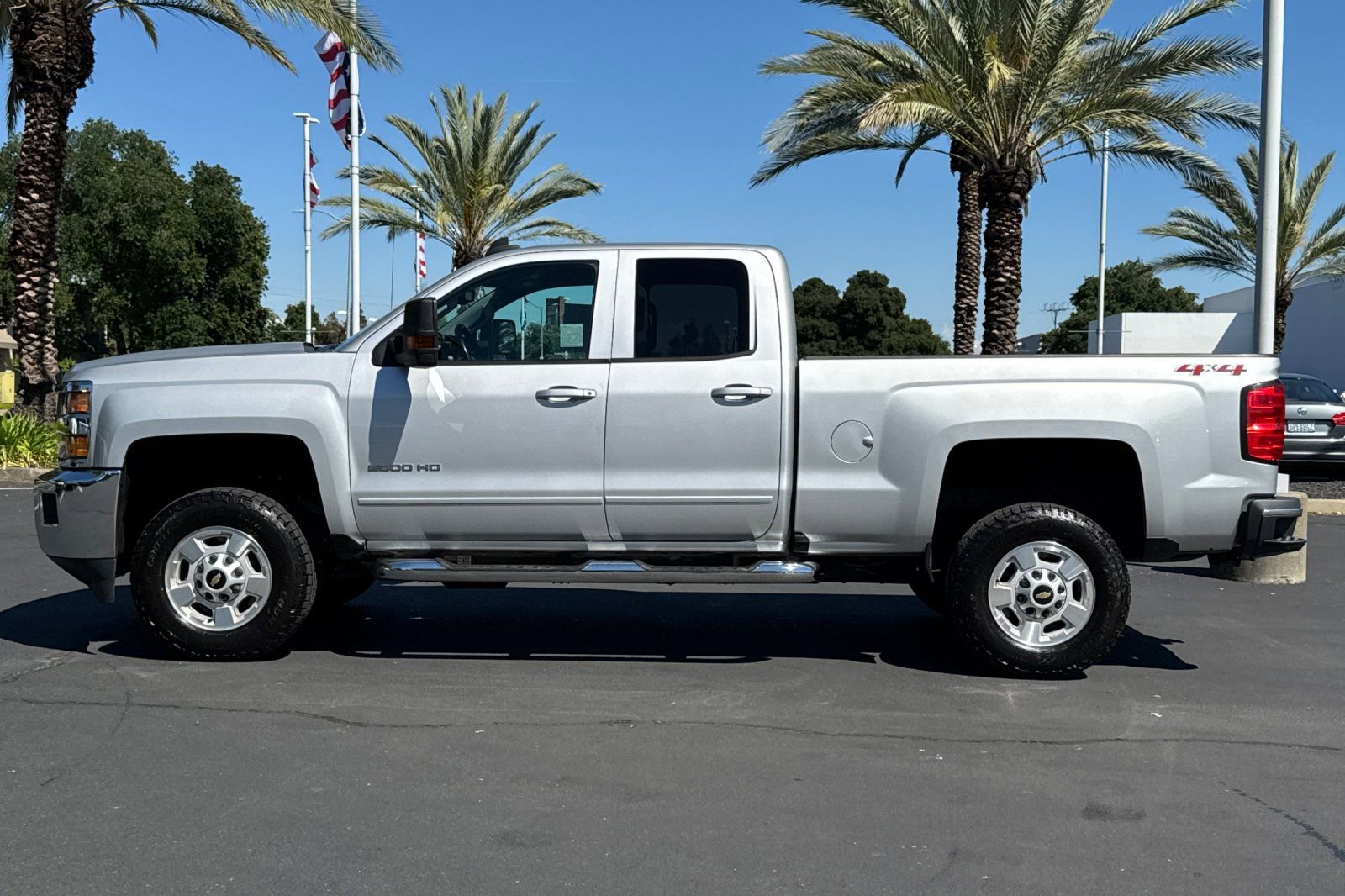 Used 2019 Chevrolet Silverado 2500 LT w/ All Star Edition image 6