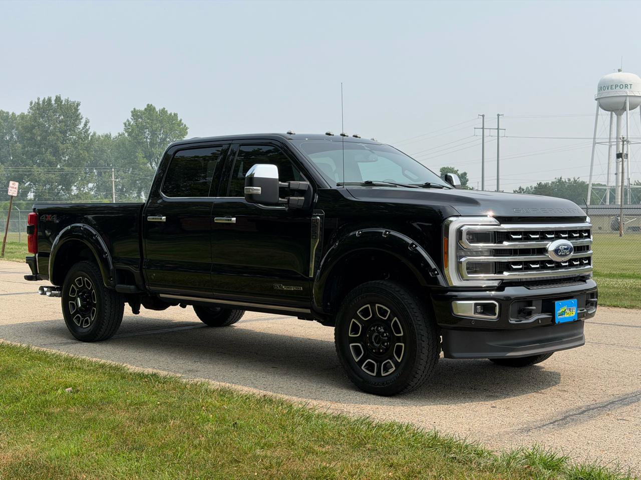 Used 2023 Ford F250 Platinum AWD/4WD image 8