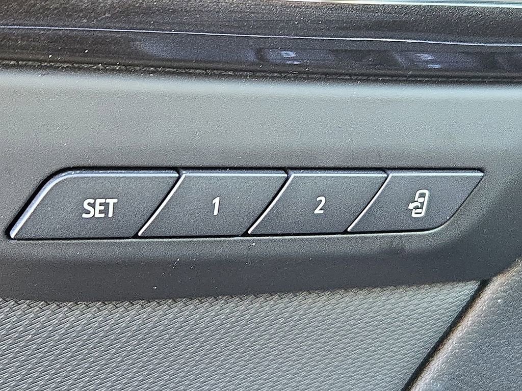 Used 2025 Buick Envision Preferred image 26