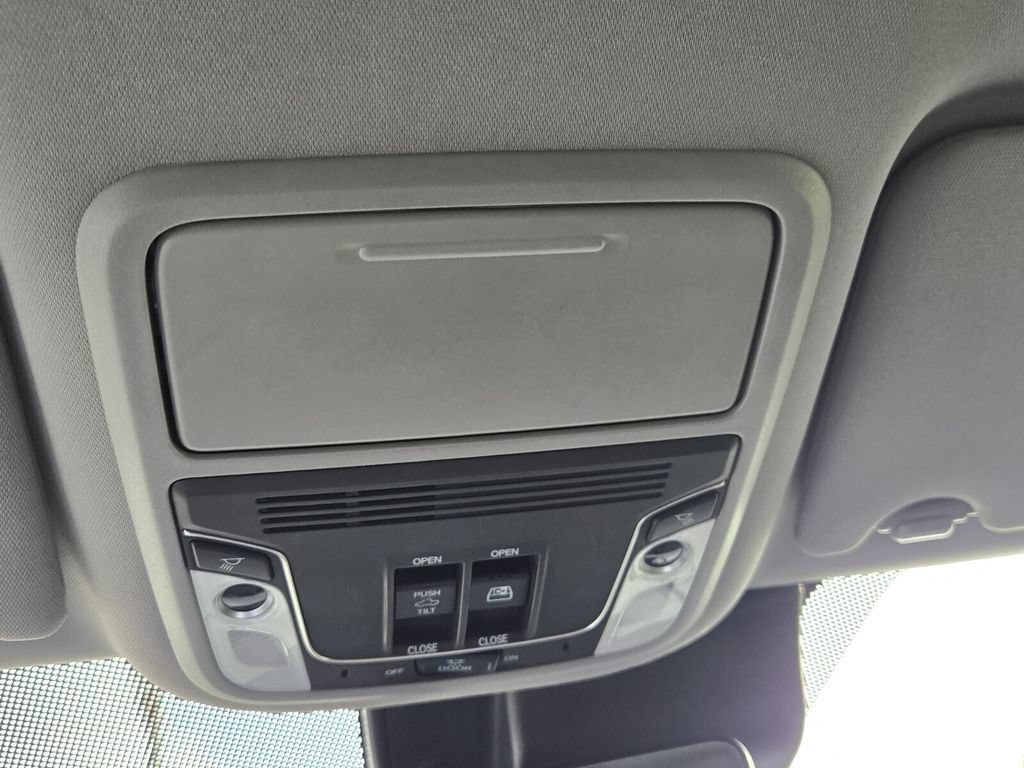Certified 2025 Honda Ridgeline RTL image 22