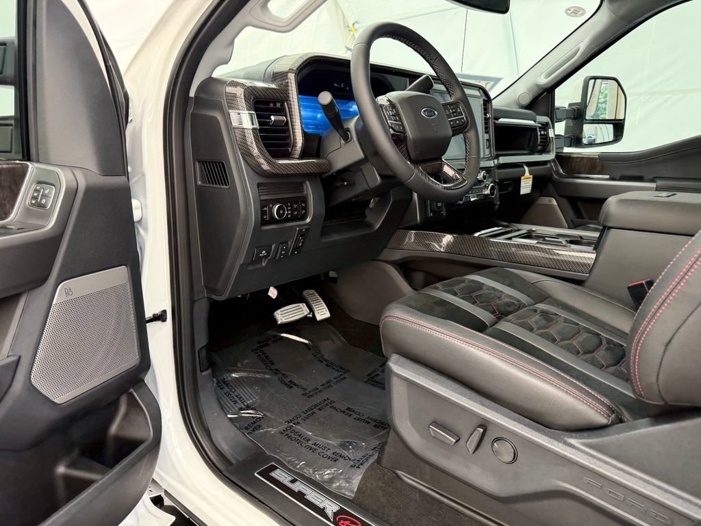 New 2026 Ford F250 Lariat w/ Black Appearance Package AWD/4WD image 35
