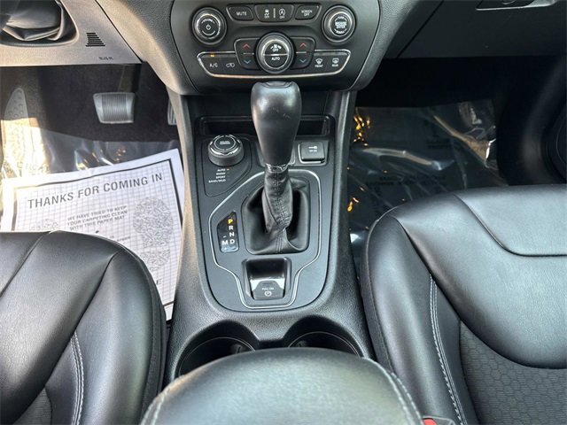 Used 2019 Jeep Cherokee Latitude Plus w/ Comfort/Convenience Group image 26