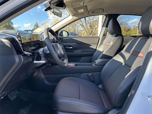 New 2026 Nissan Kicks SR image 16