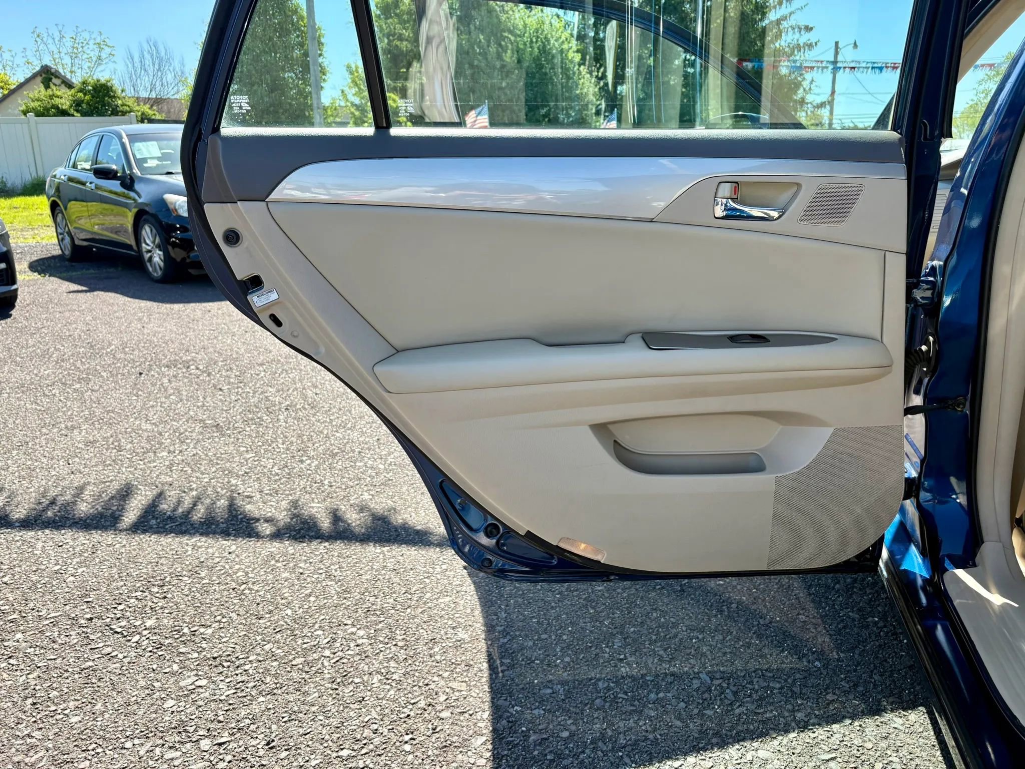Used 2006 Toyota Avalon XLS FWD image 13