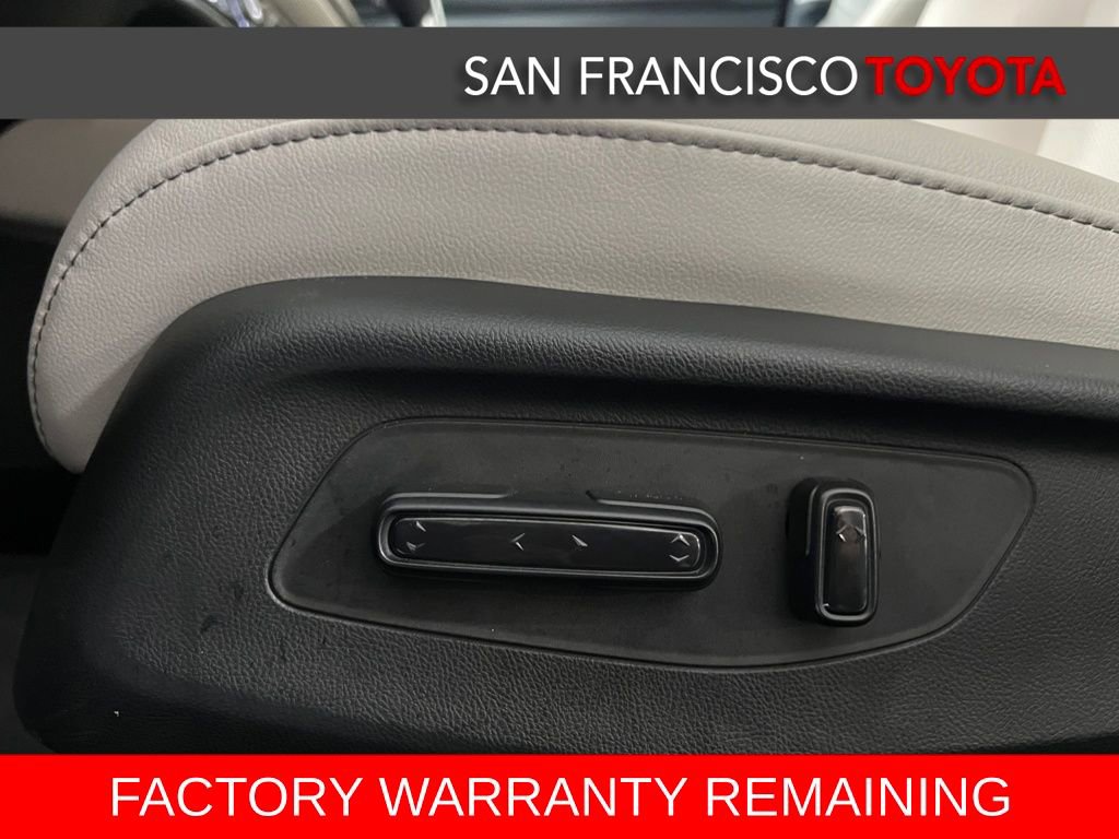 Used 2025 Honda HR-V EX-L image 12