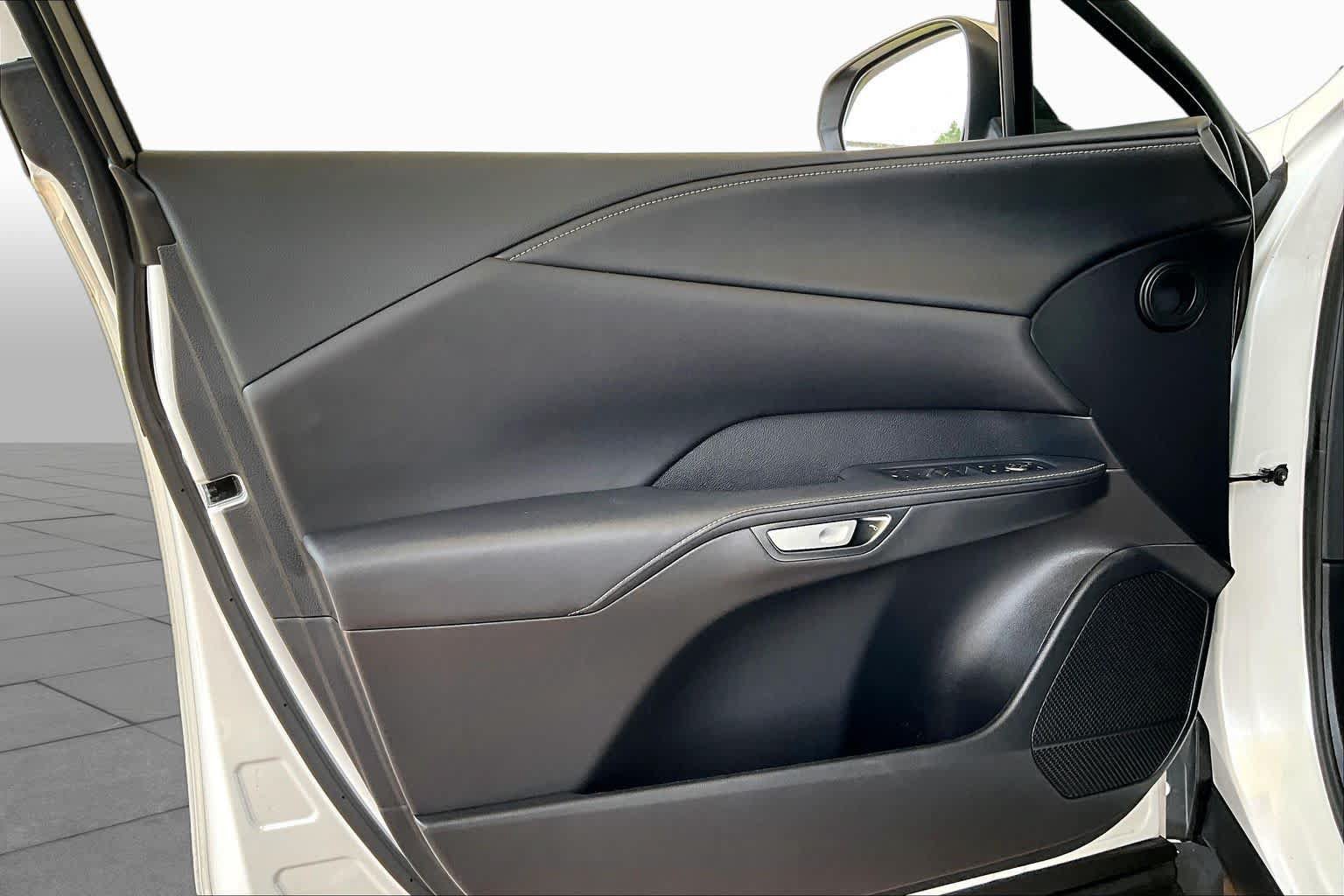 Used 2024 Lexus RX 350 Premium w/ Accessory Package (Z1) FWD image 19