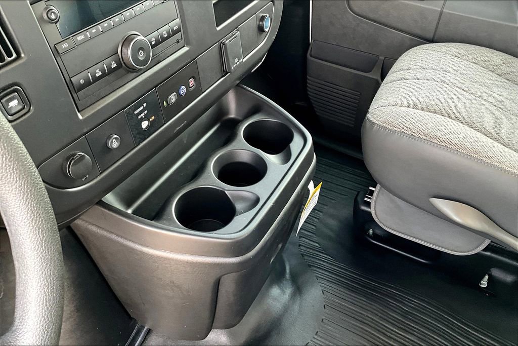New 2024 Chevrolet Express 4500 Extended w/ Power Convenience Package image 8
